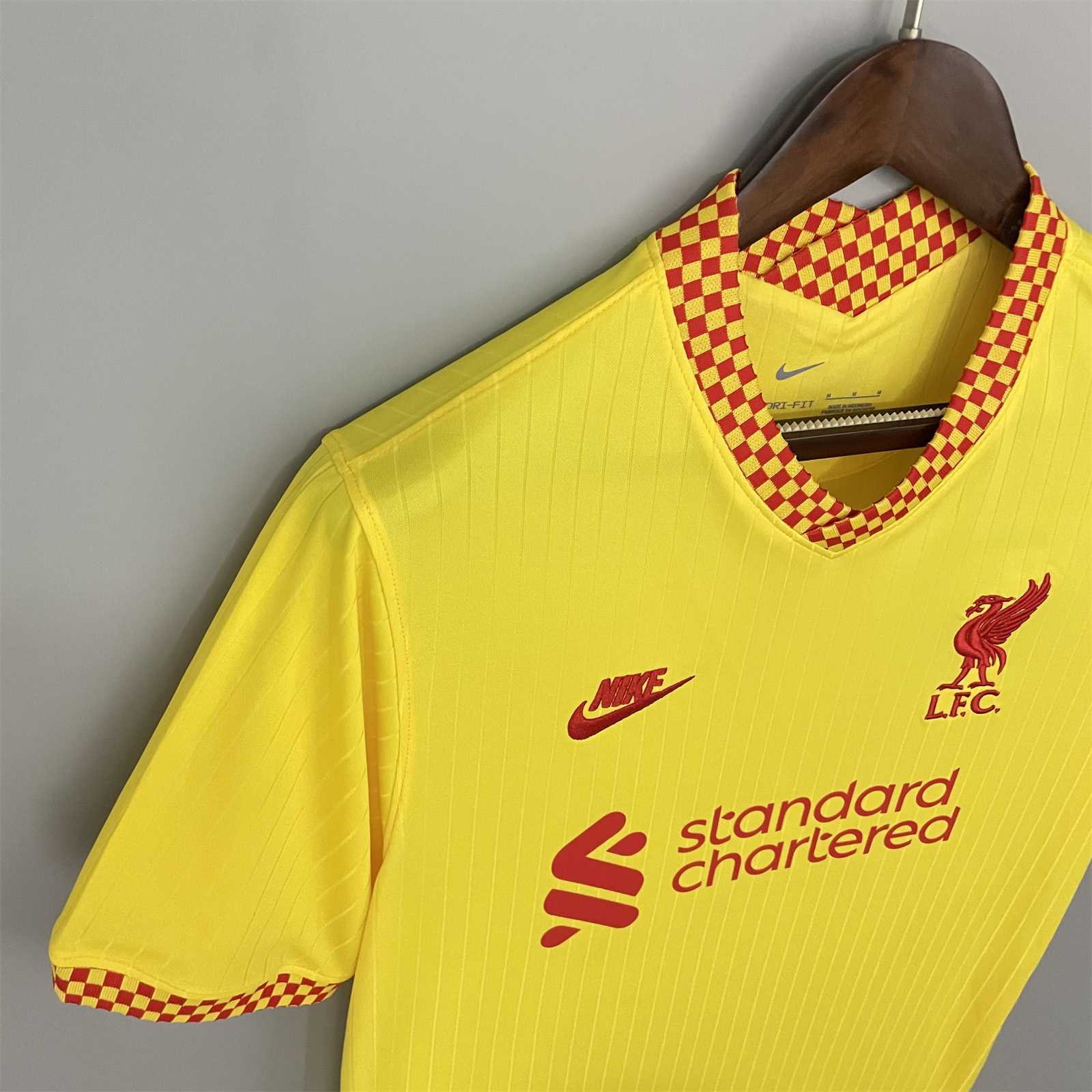 Liverpool away kit 2021-2022