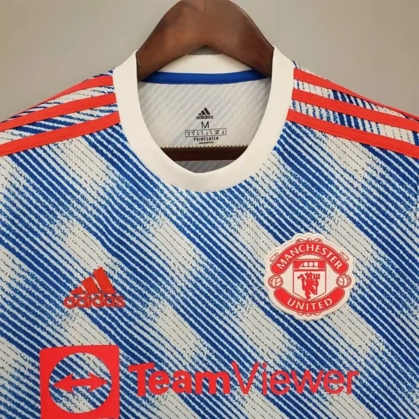 Manchester United jersey 2022