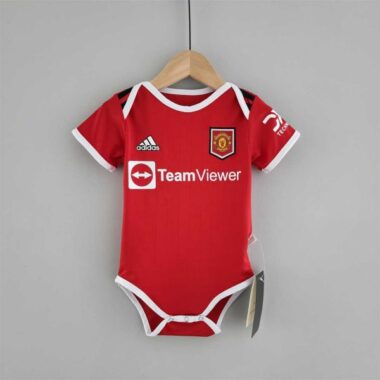 Manchester United kit for Baby
