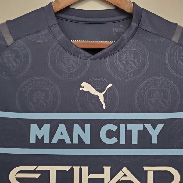 Man City away kit