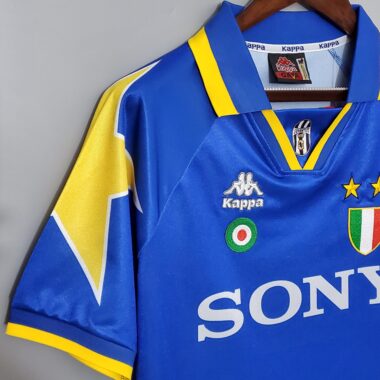 Juventus retro jersey 1995-1997