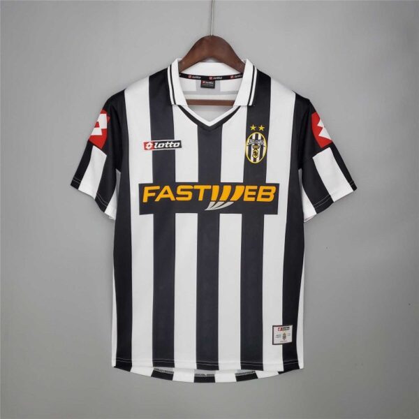 Juventus retro jersey 2001-2002