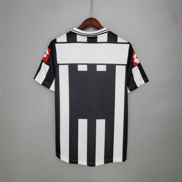 Juventus retro jersey 2001-2002