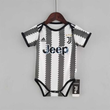 Juventus infant kit newborn jersey