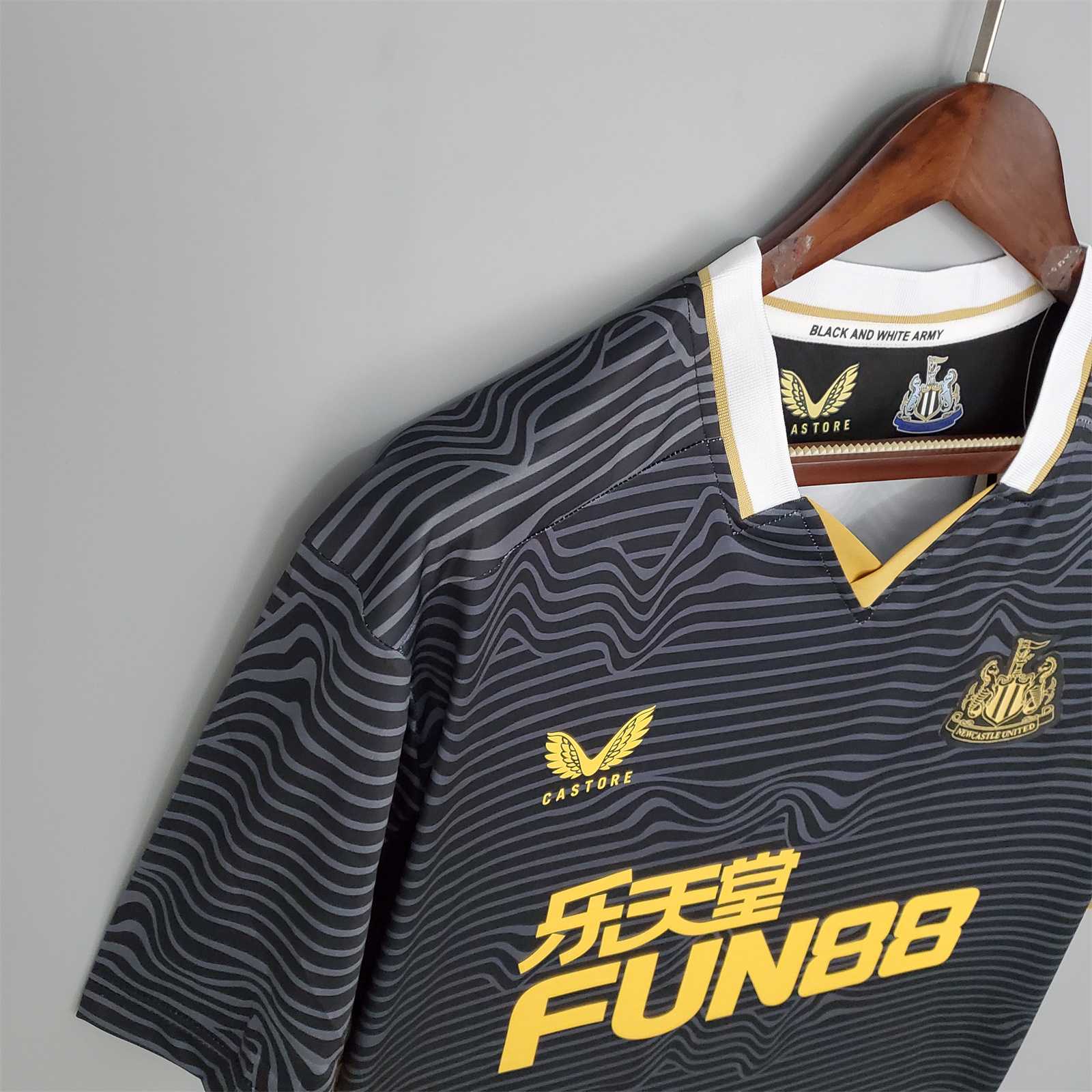 newcastle united away kit