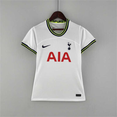 Tottenham women kit