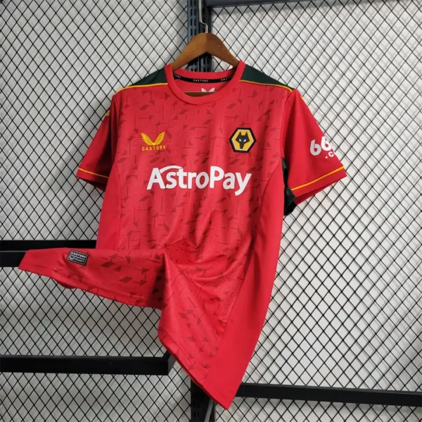 wolves away kit 23-24